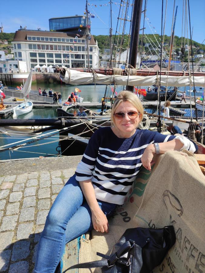 Apartamento Le Reflet Des Voiles Face Au Port De Fécamp Exterior foto